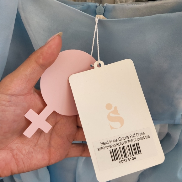 Selkie Cloud Puff Dress - Picture 6 of 7